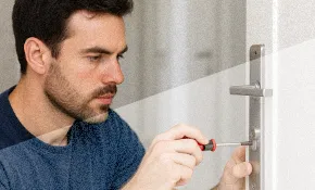Cambio de cerradura y bombillo en Bilbao